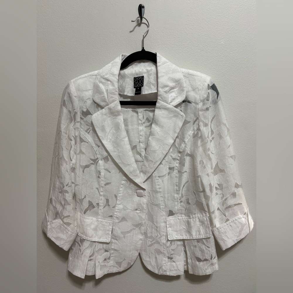 White lace blazer size small
